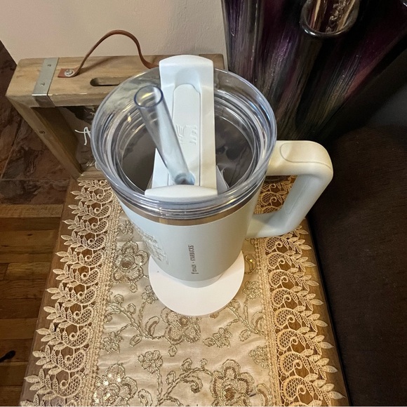 NIB - Limited Edition Starbucks x Stanley Cup Light Blue Vacuum 40 oz Tumbler - Picture 3 of 5